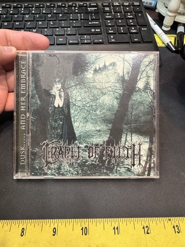 Cradle of Filth Dusk... And Her Embrace (CD) Album - NO SCRATCHES!